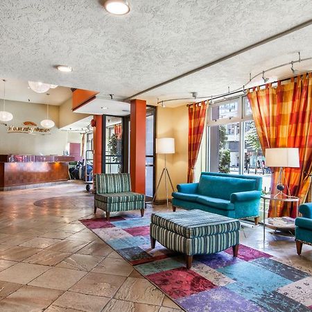 Howard Johnson By Wyndham Vancouver Downtown Eksteriør billede