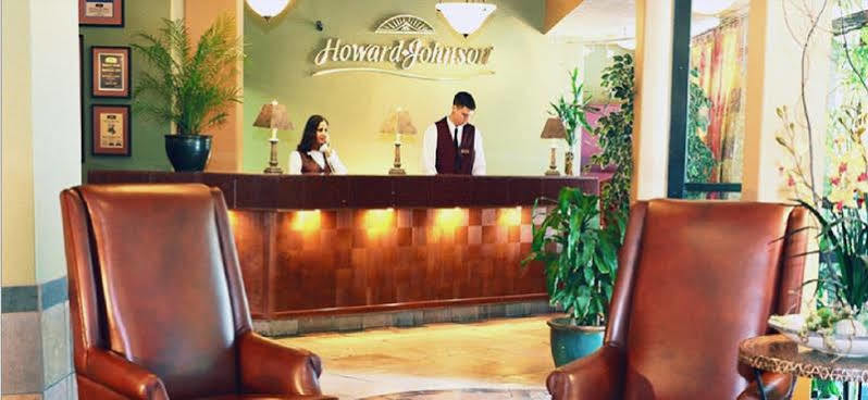 Howard Johnson By Wyndham Vancouver Downtown Eksteriør billede