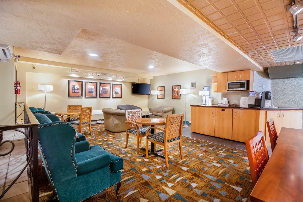 Howard Johnson By Wyndham Vancouver Downtown Eksteriør billede